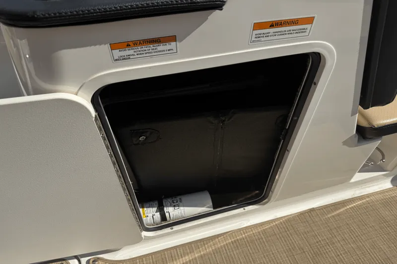 Slide: The Image of Sea Ray SPX 190 2024 - 41