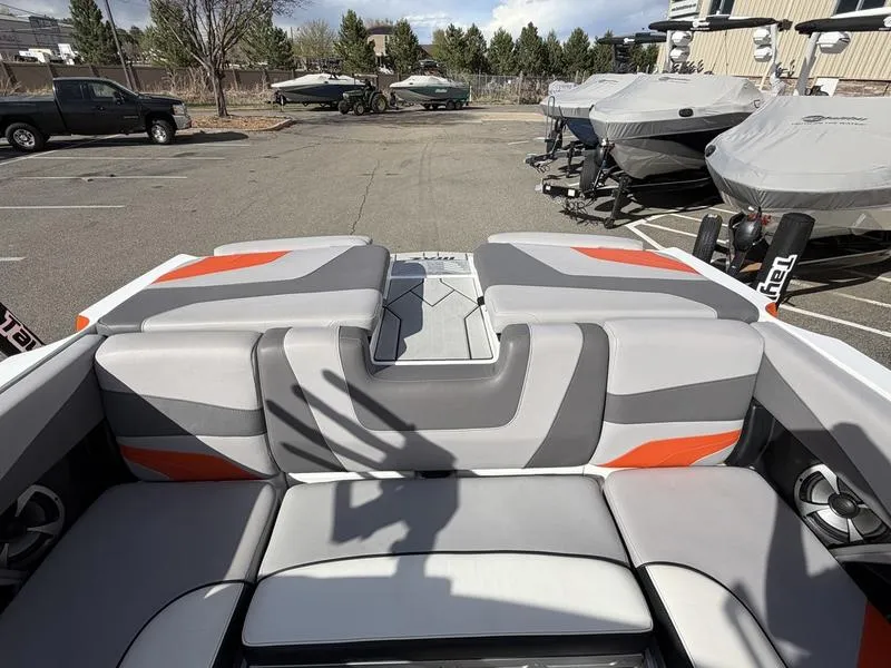Slide: The Image of Malibu 24 MXZ 2020 - 22