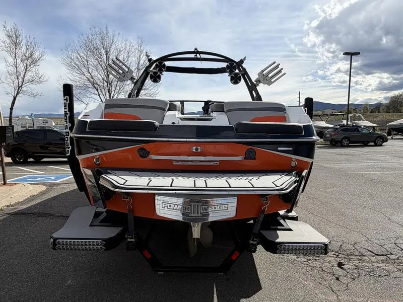 Slide: The Image of Malibu 24 MXZ 2020 - 8