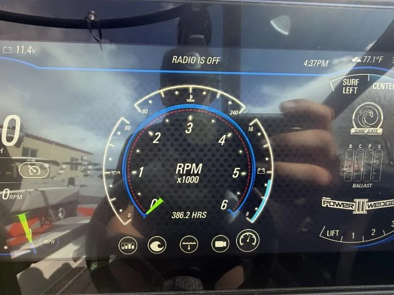 Slide: The Image of Malibu 24 MXZ 2020 - 14