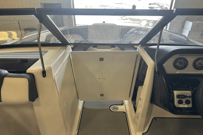 Slide: The Image of Yamaha SX 210 2021 - 11