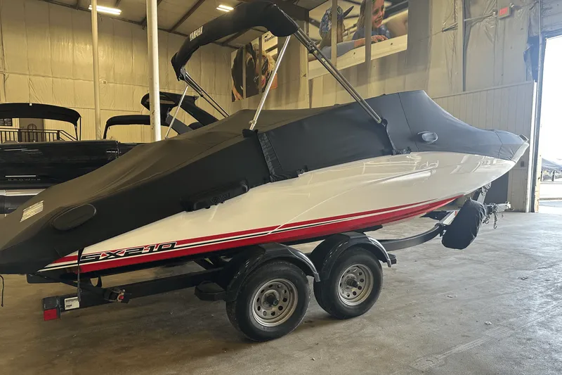 Slide: The Image of Yamaha SX 210 2021 - 8