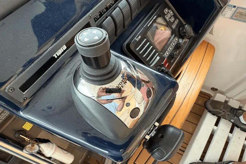 Slide: The Image of Tiara SOVRAN 2008 - 21