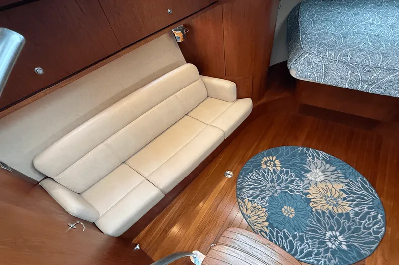 Slide: The Image of Tiara SOVRAN 2008 - 26