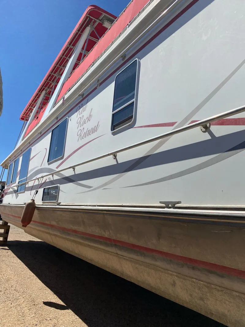 Slide: The Image of 2003 Stardust Cruisers Red Rock Retreat Week 26 houseboat side view. - 2