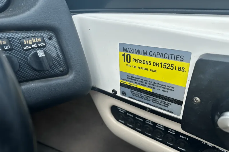 Slide: The Image of Malibu SUNSETTER 21 2001 - 11