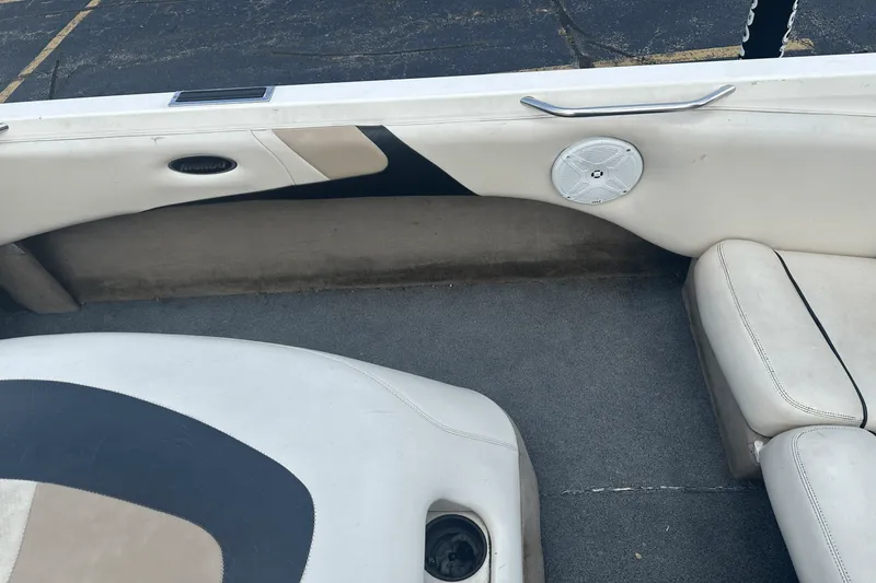 Slide: The Image of Malibu SUNSETTER 21 2001 - 17