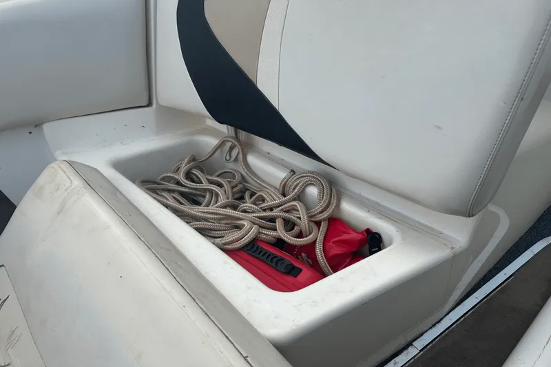 Slide: The Image of Malibu SUNSETTER 21 2001 - 9