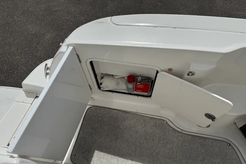 Slide: The Image of Sea Ray 320 Sundancer 2007 - 13