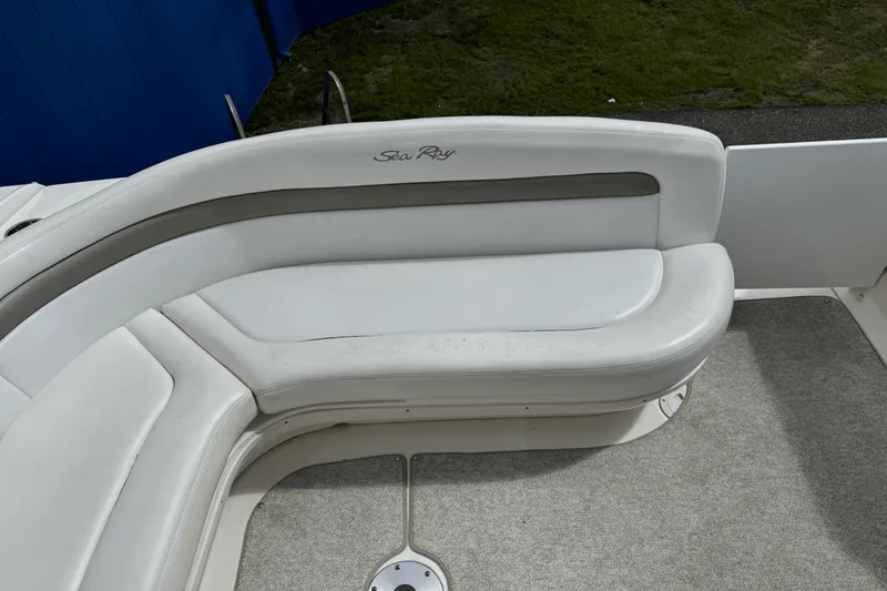 Slide: The Image of Sea Ray 320 Sundancer 2007 - 19