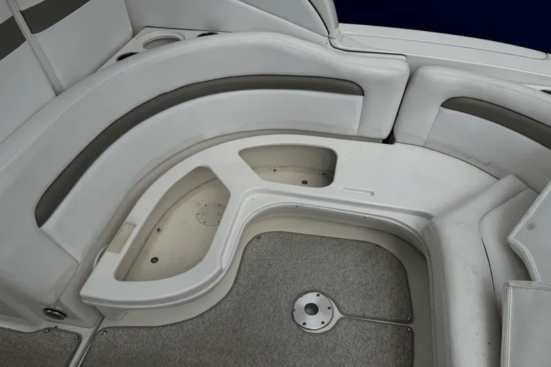 Slide: The Image of Sea Ray 320 Sundancer 2007 - 22