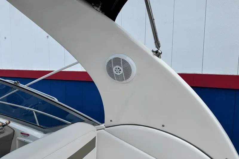 Slide: The Image of Sea Ray 320 Sundancer 2007 - 23