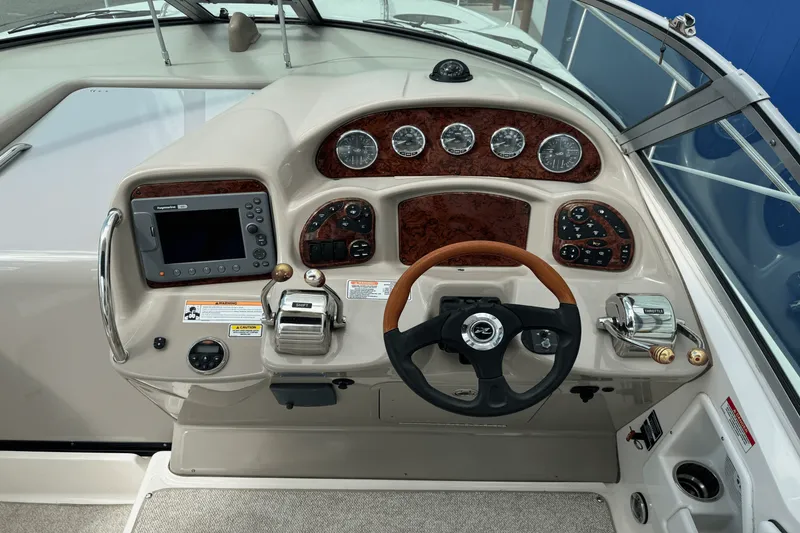 Slide: The Image of Sea Ray 320 Sundancer 2007 - 29