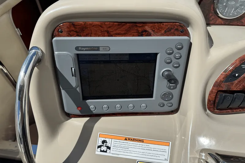 Slide: The Image of Sea Ray 320 Sundancer 2007 - 30