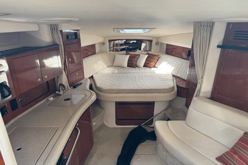 Slide: The Image of Sea Ray 320 Sundancer 2007 - 36