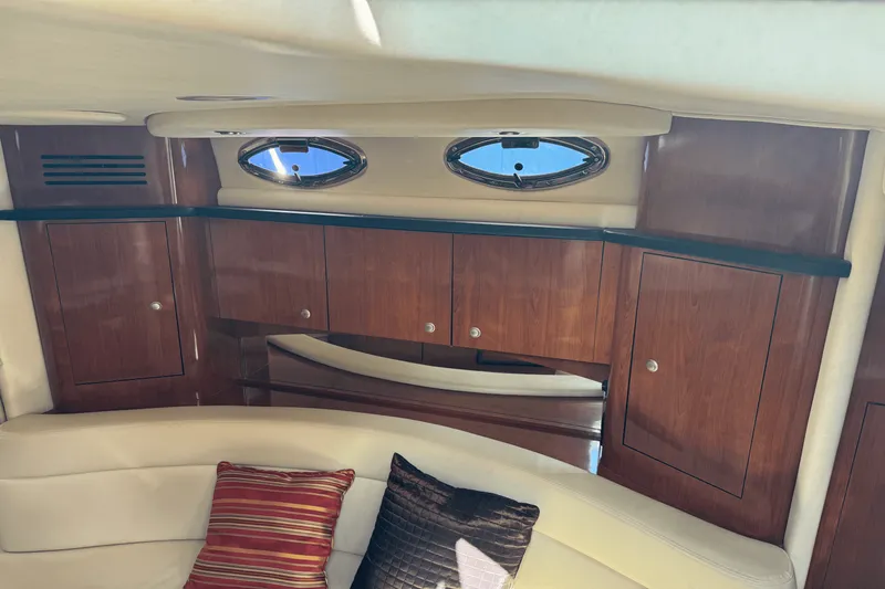 Slide: The Image of Sea Ray 320 Sundancer 2007 - 44