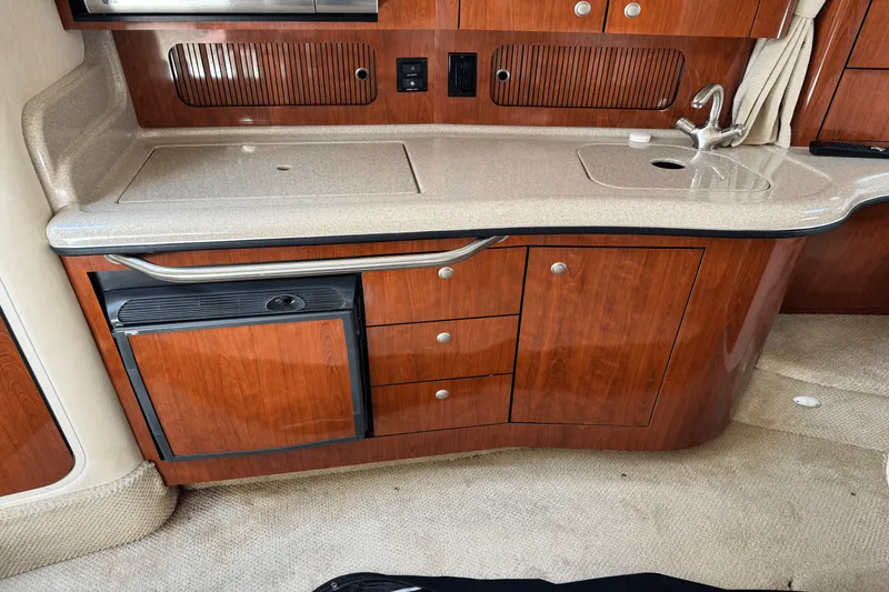 Slide: The Image of Sea Ray 320 Sundancer 2007 - 49