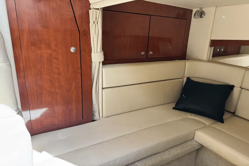 Slide: The Image of Sea Ray 320 Sundancer 2007 - 61