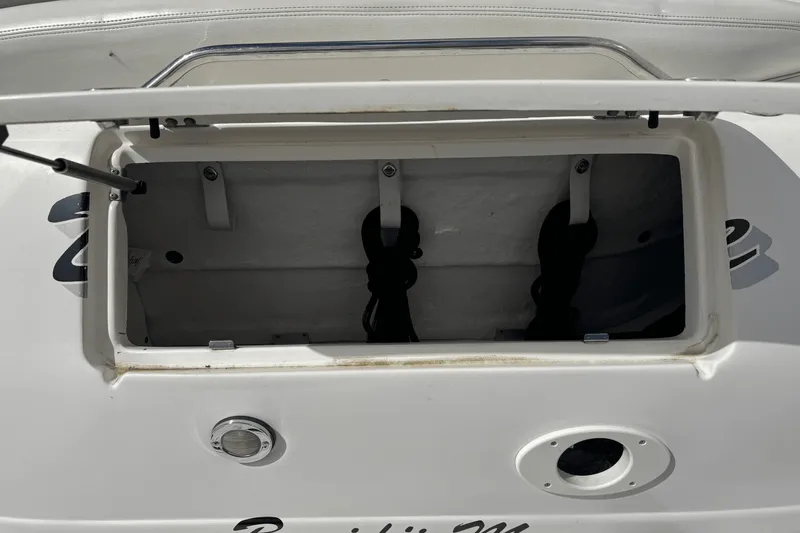 Slide: The Image of Sea Ray 320 Sundancer 2007 - 8