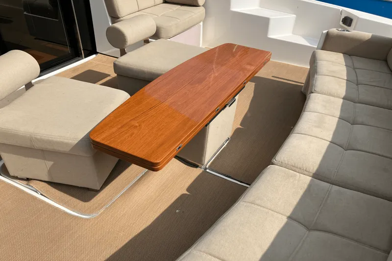 Slide: The Image of Tiara 50 COUPE 2016 - 20