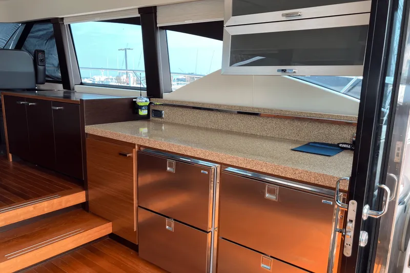 Slide: The Image of Tiara 50 COUPE 2016 - 21