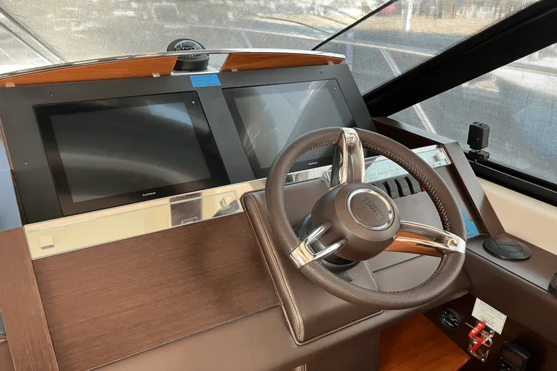 Slide: The Image of Tiara 50 COUPE 2016 - 34