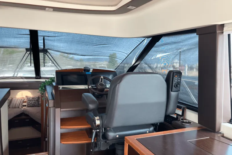 Slide: The Image of Tiara 50 COUPE 2016 - 37