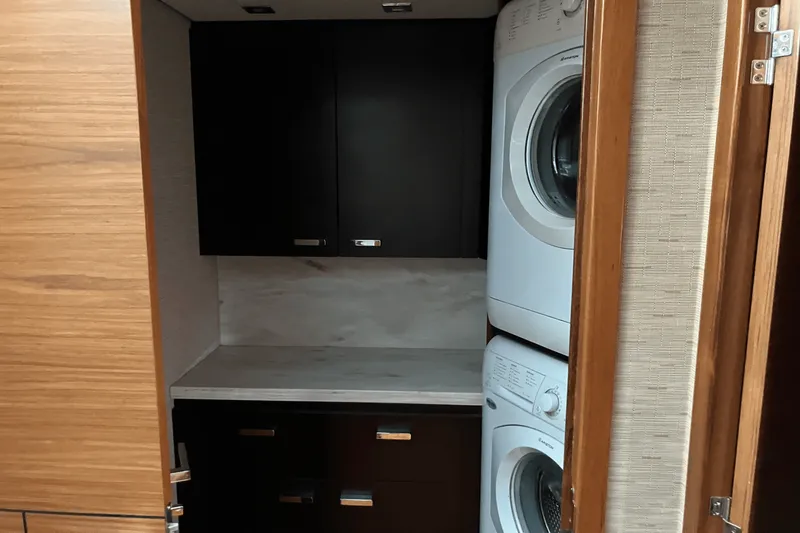 Slide: The Image of Tiara 50 COUPE 2016 - 47