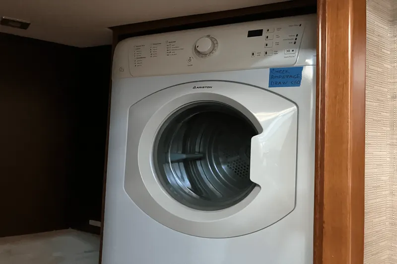 Slide: The Image of Tiara 50 COUPE 2016 - 51