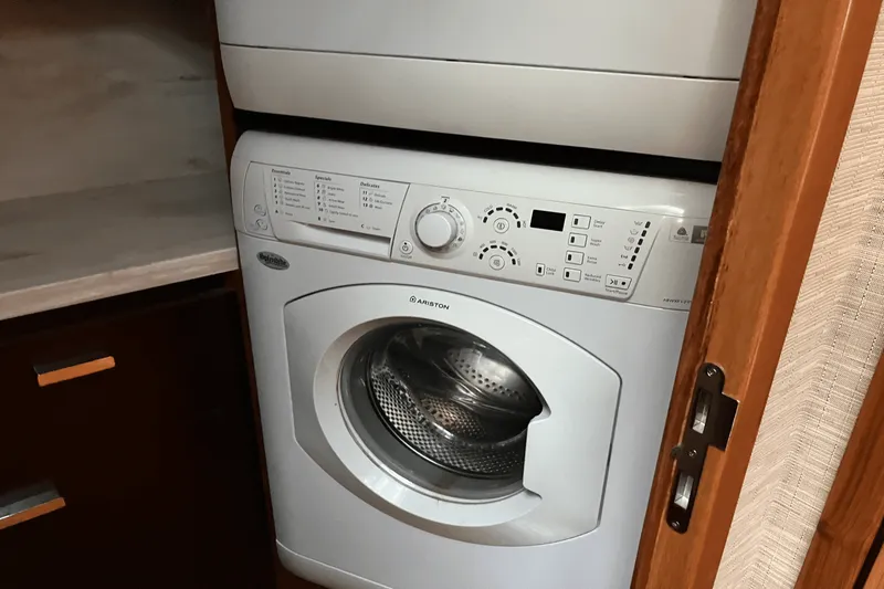 Slide: The Image of Tiara 50 COUPE 2016 - 52