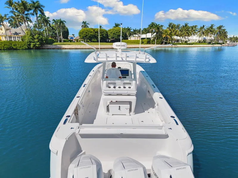 Slide: The Image of Intrepid 407 NOMAD FE 2024 - 21