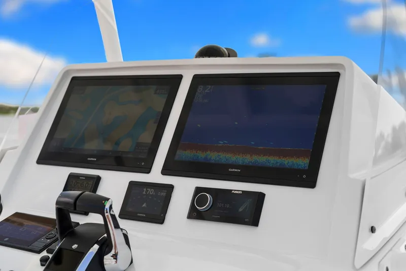 Slide: The Image of Intrepid 407 NOMAD FE 2024 - 37