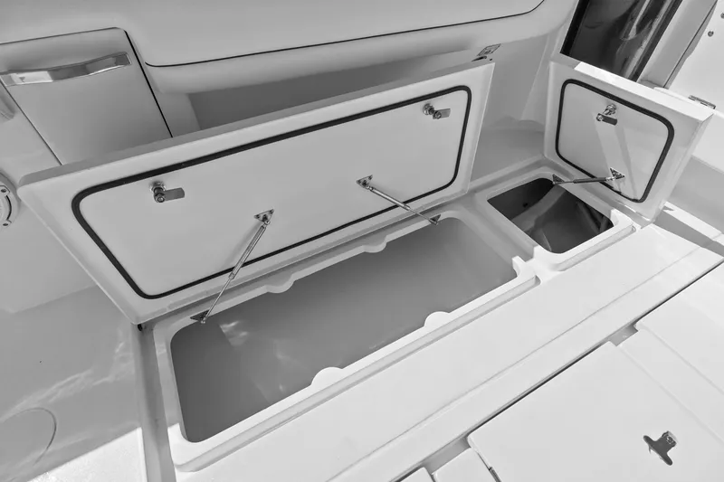 Slide: The Image of Intrepid 407 NOMAD FE 2024 - 50