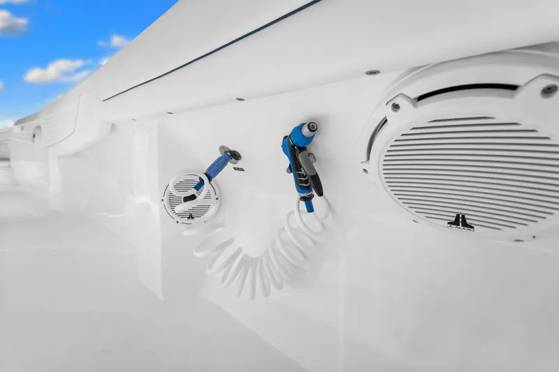 Slide: The Image of Intrepid 407 NOMAD FE 2024 - 55