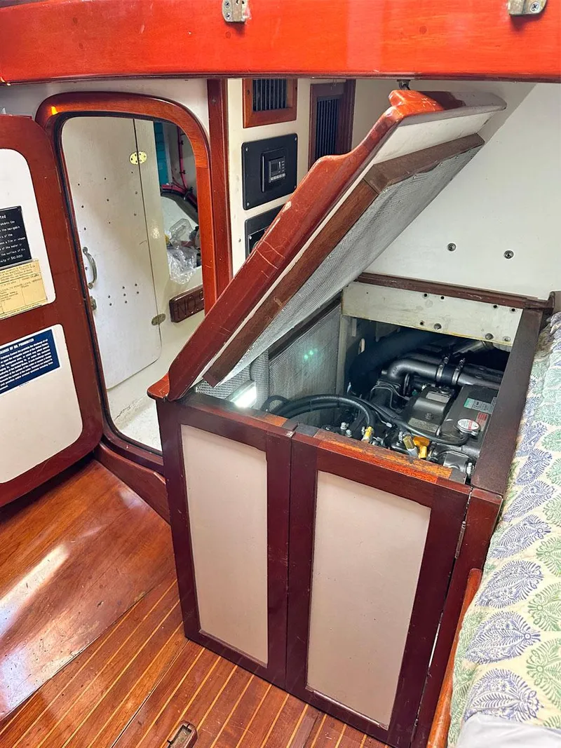 Slide: The Image of Engine Box - 16