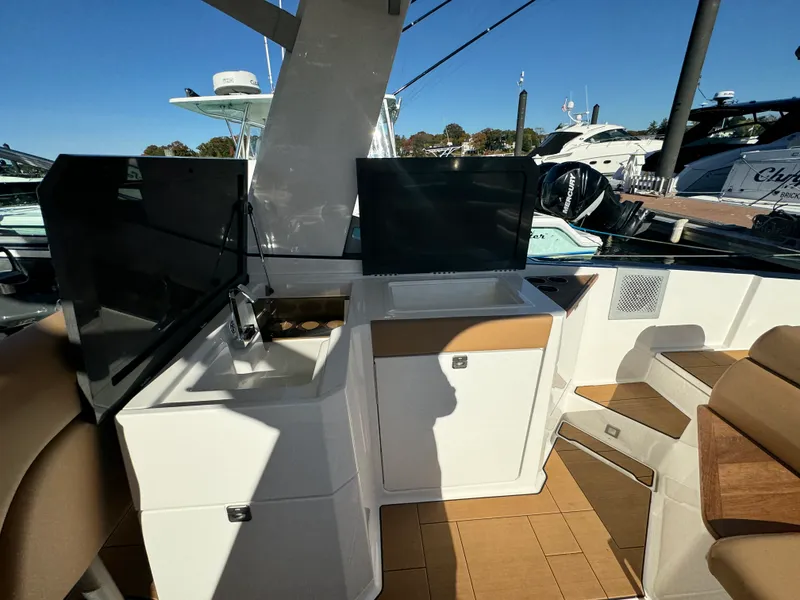 Slide: The Image of Aviara AV32 2023 - 28