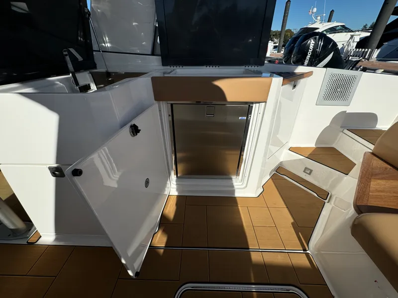 Slide: The Image of Aviara AV32 2023 - 29