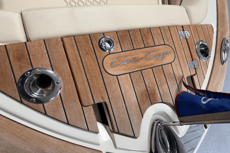 Slide: The Image of Chris-Craft LAUNCH 2021 - 112