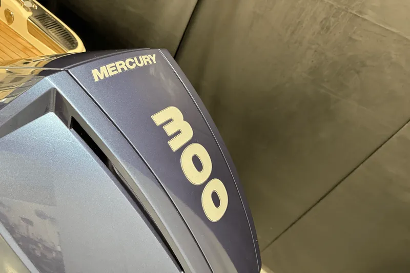 Slide: The Image of Chris-Craft LAUNCH 2021 - 23