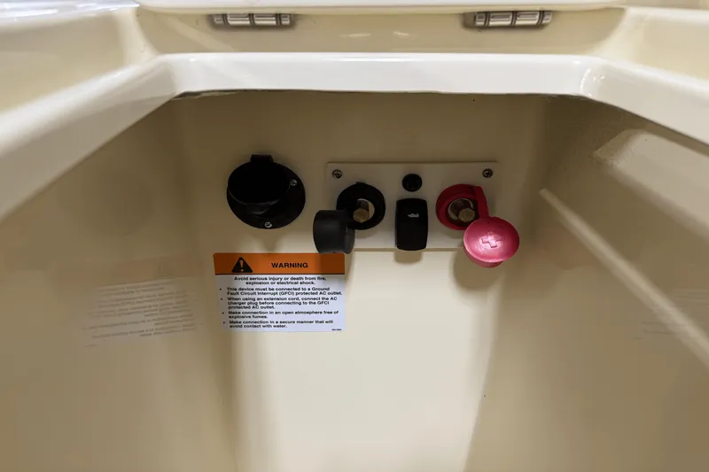 Slide: The Image of Chris-Craft LAUNCH 2021 - 26