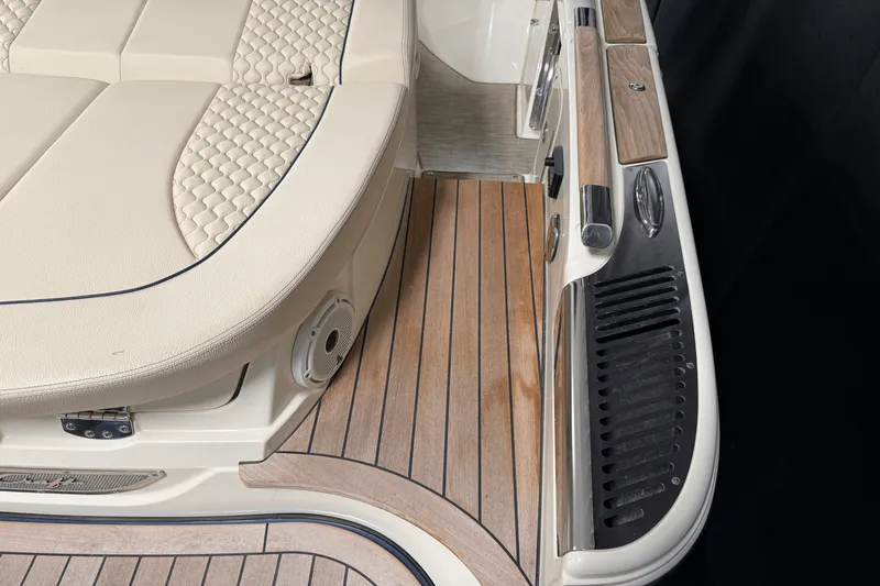 Slide: The Image of Chris-Craft LAUNCH 2021 - 28