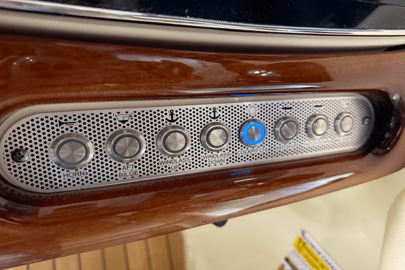 Slide: The Image of Chris-Craft LAUNCH 2021 - 71