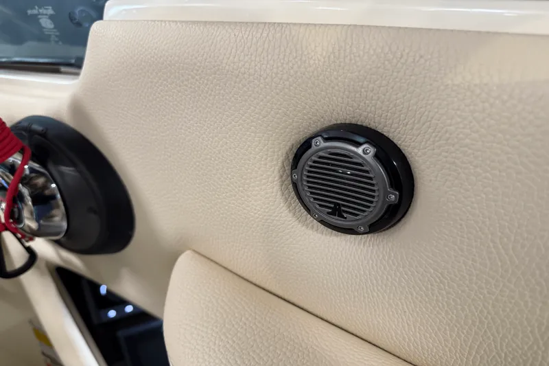 Slide: The Image of Chris-Craft LAUNCH 2021 - 73