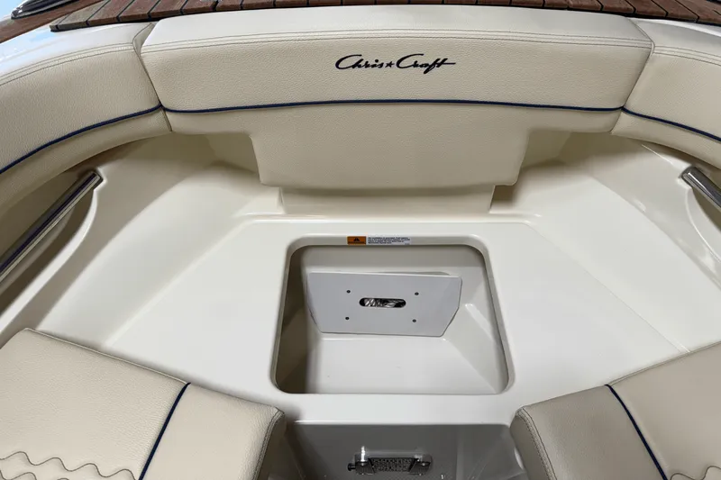 Slide: The Image of Chris-Craft LAUNCH 2021 - 95