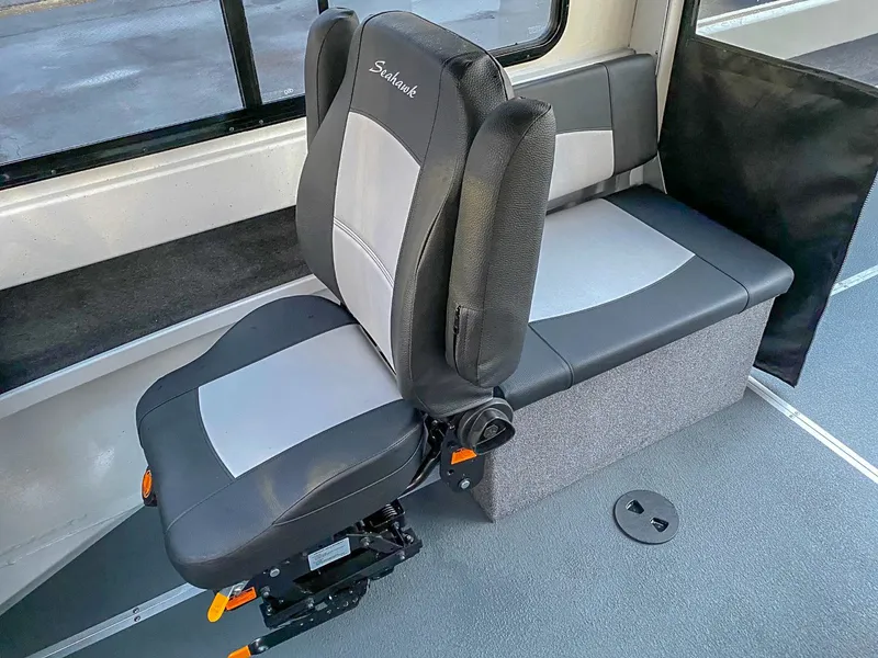 Slide: The Image of North River 22' Seahawk 2026 - 13