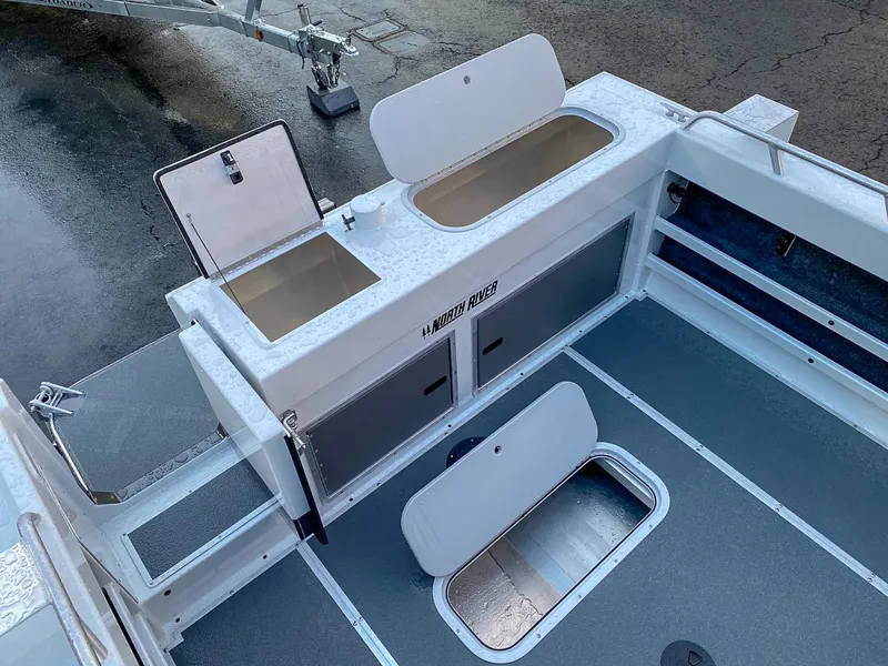 Slide: The Image of North River 22' Seahawk 2026 - 17