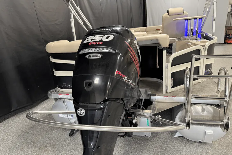 Slide: The Image of Premier 250 GRAND MAJESTIC 2017 - 13