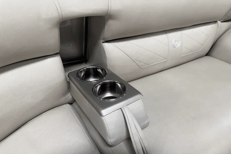 Slide: The Image of Premier 250 GRAND MAJESTIC 2017 - 32