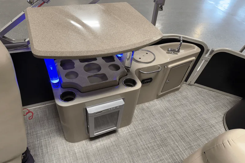 Slide: The Image of Premier 250 GRAND MAJESTIC 2017 - 39