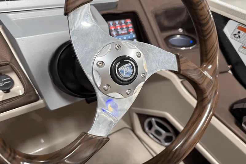 Slide: The Image of Premier 250 GRAND MAJESTIC 2017 - 56